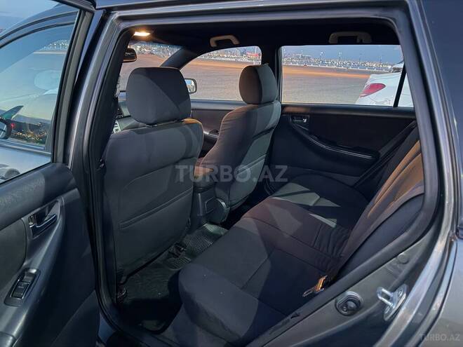 Toyota Corolla 2004, 233,000 km - 1.4 l - Bakı