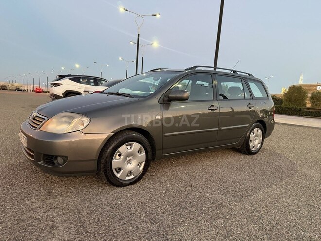 Toyota Corolla 2004, 233,000 km - 1.4 l - Bakı