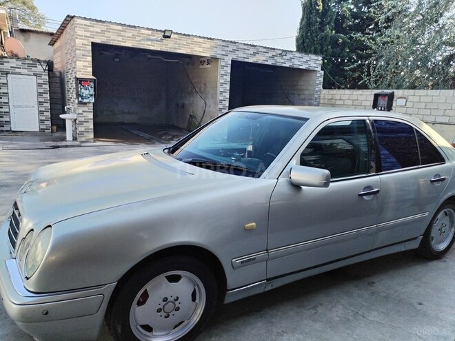 Mercedes E 200 1996, 595,630 km - 2.0 л - Şabran