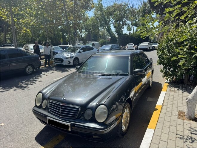 Mercedes E 220 1999, 384,512 km - 2.2 l - Bakı