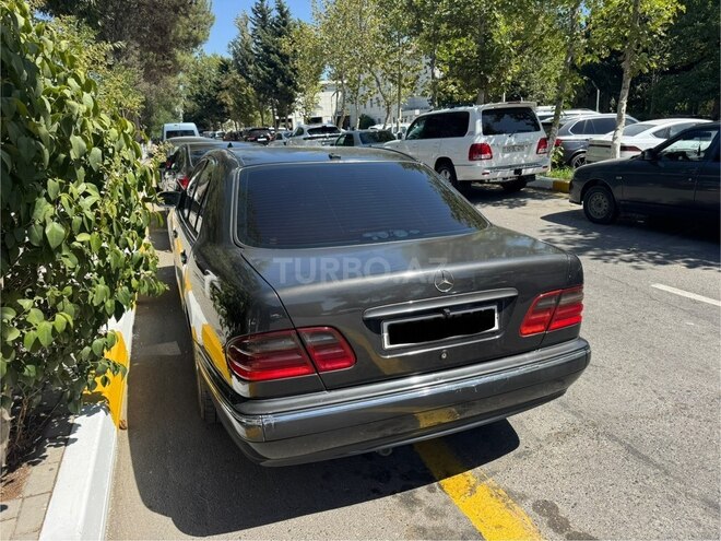 Mercedes E 220 1999, 384,512 km - 2.2 l - Bakı