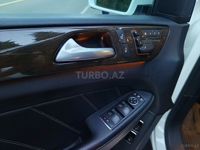 Mercedes GL 350 4MATIC 2014, 189,500 km - 3.0 l - Bakı