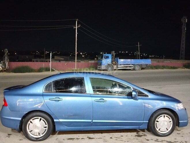 Honda Civic 2009, 300,000 km - 1.3 л - Bakı