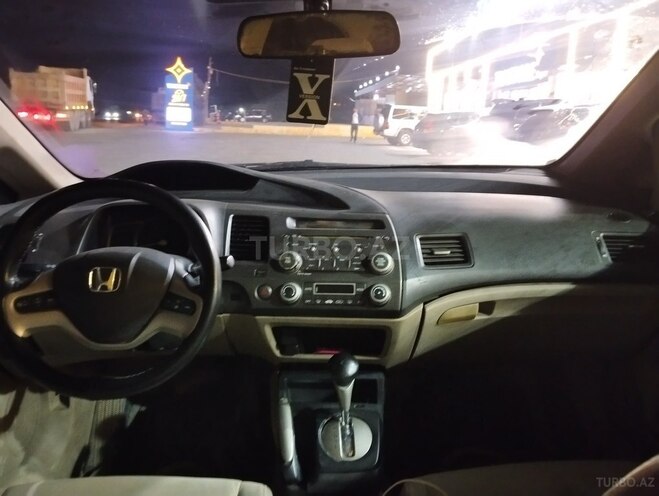 Honda Civic 2009, 300,000 km - 1.3 л - Bakı