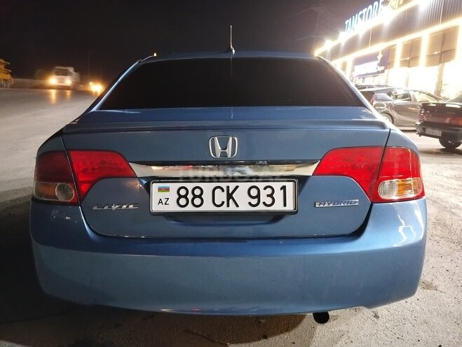 Honda Civic 2009, 300,000 km - 1.3 л - Bakı