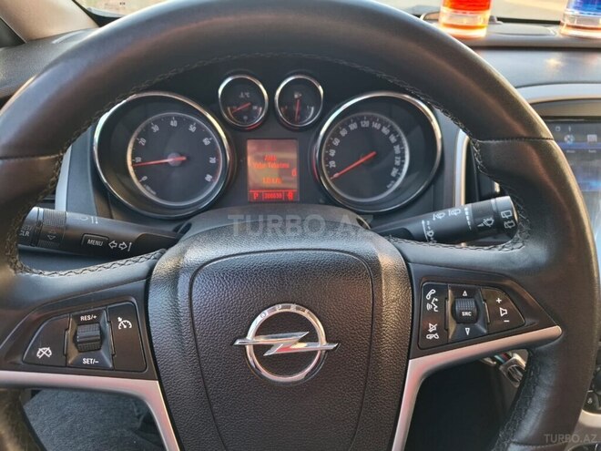 Opel Astra 2011, 287,000 km - 1.4 l - Bakı