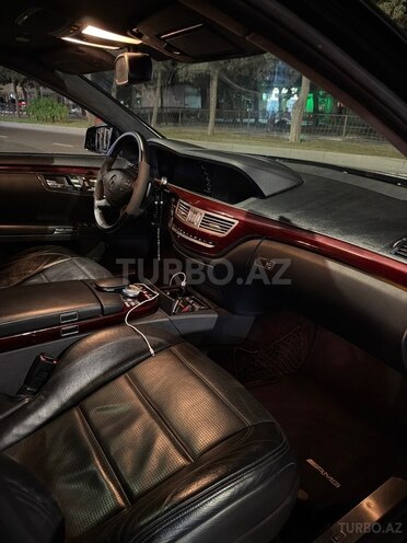 Mercedes S 63 AMG 2009, 220,000 km - 6.2 l - Bakı