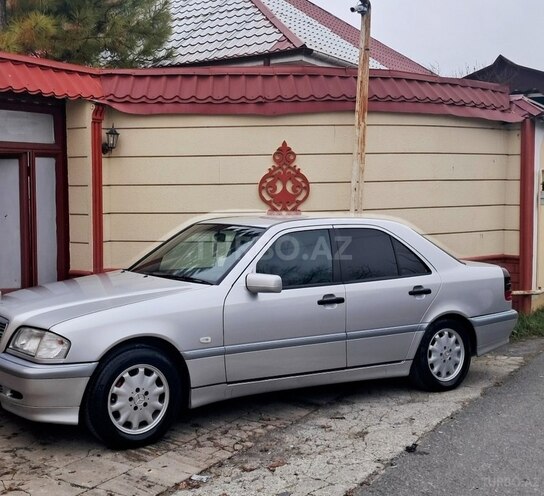 Mercedes C 200 1998, 245,000 km - 2.0 л - Qəbələ