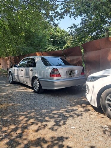 Mercedes C 200 1998, 245,000 km - 2.0 л - Qəbələ