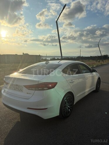 Hyundai Avante 2016, 165,000 km - 1.6 l - Bakı