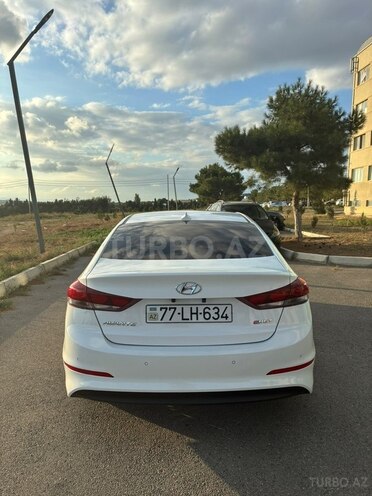 Hyundai Avante 2016, 165,000 km - 1.6 l - Bakı