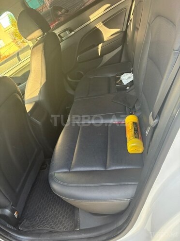 Hyundai Avante 2016, 165,000 km - 1.6 l - Bakı