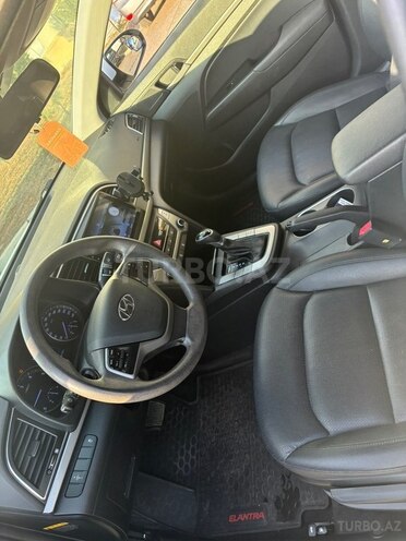 Hyundai Avante 2016, 165,000 km - 1.6 l - Bakı