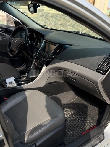 Hyundai Sonata 2013, 214,970 km - 2.0 l - Gəncə