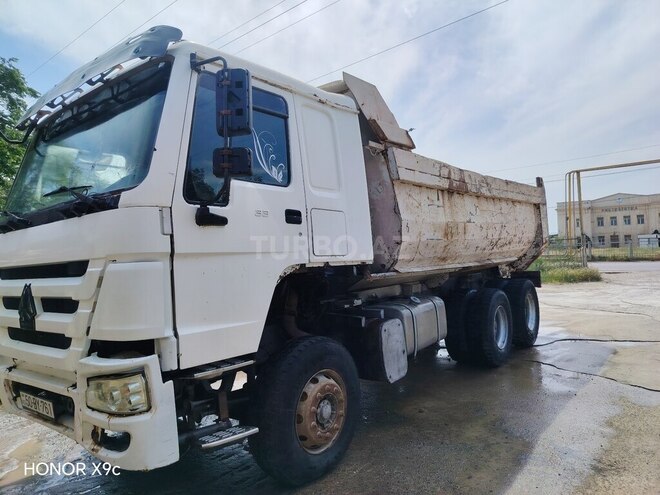 HOWO 3241V 2010, 222,852 km - 9.5 l - Sumqayıt