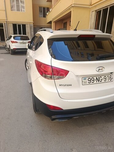 Hyundai ix35 2012, 121,000 km - 2.0 l - Bakı