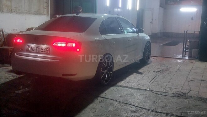 Volkswagen Jetta 2017, 244,000 km - 1.4 l - Bakı