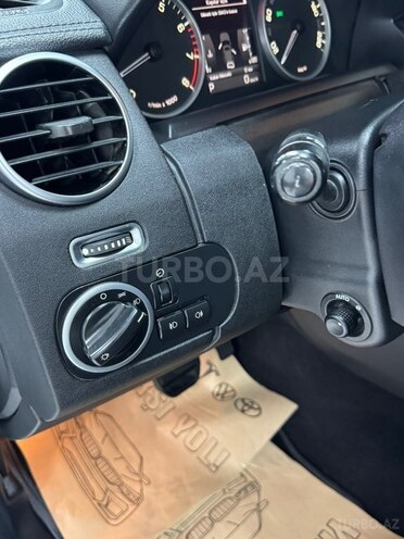 Land Rover Discovery 2012, 175,000 km - 4.0 l - Bakı