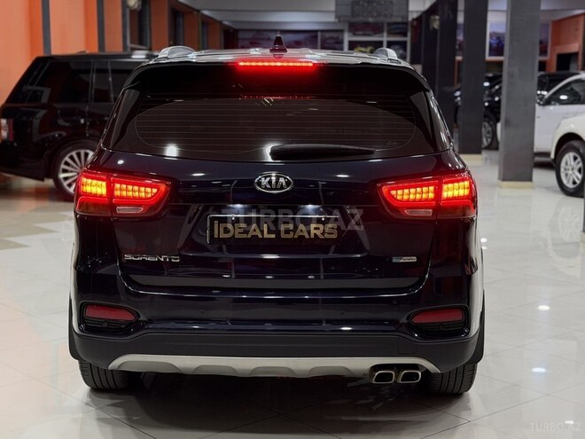 Kia Sorento 2018, 174,000 km - 2.0 l - Sumqayıt