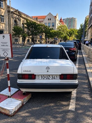 Mercedes 190 1989, 325,404 km - 2.0 l - Bakı