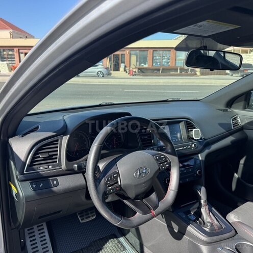 Hyundai Elantra 2017, 118,181 km - 1.6 л - Bakı