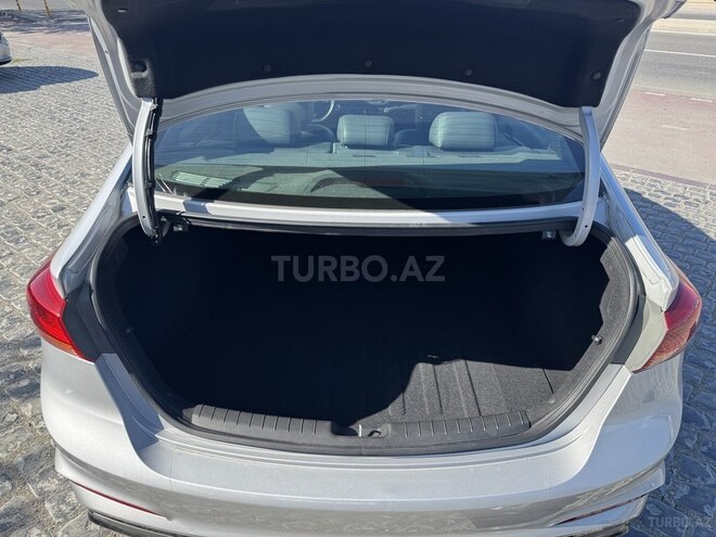 Hyundai Elantra 2017, 118,181 km - 1.6 л - Bakı