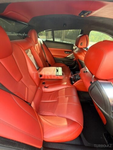 BMW M6 2013, 104,000 km - 4.4 l - Bakı