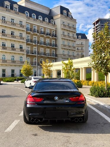 BMW M6 2013, 104,000 km - 4.4 l - Bakı