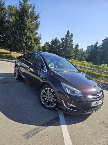 Opel Astra 2013, 289,000 km - 1.6 л - Bakı