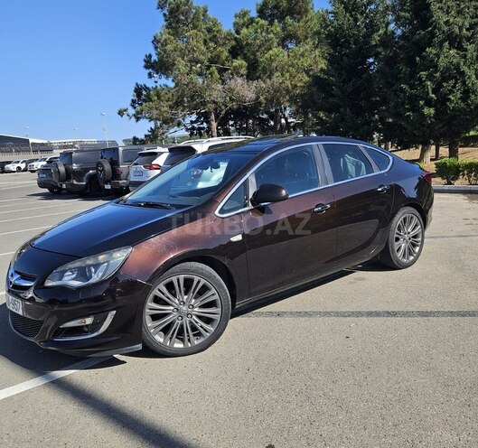 Opel Astra 2013, 289,000 km - 1.6 л - Bakı