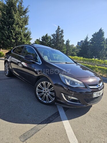 Opel Astra 2013, 289,000 km - 1.6 л - Bakı
