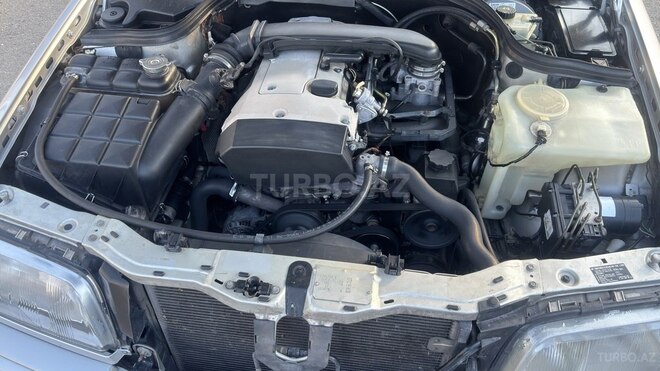 Mercedes C 200 1998, 220,000 km - 2.0 л - Tovuz