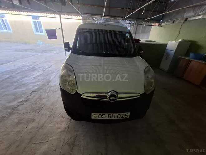 Opel Combo 2014, 200,321 km - 1.3 l - Qazax