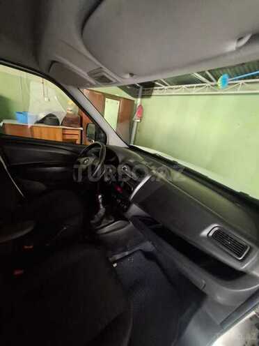 Opel Combo 2014, 200,321 km - 1.3 l - Qazax