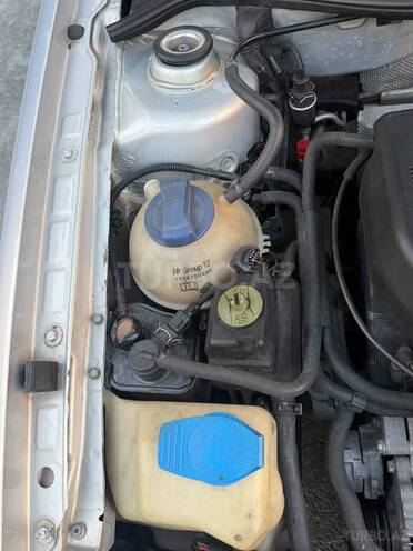 Volkswagen Golf 1998, 382,400 km - 1.6 l - Bakı