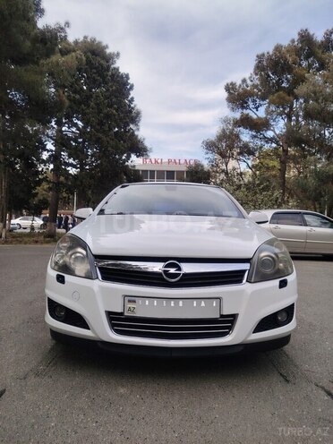 Opel Astra 2009, 258,000 km - 1.4 л - Sumqayıt