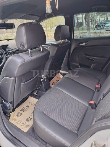 Opel Astra 2009, 258,000 km - 1.4 л - Sumqayıt