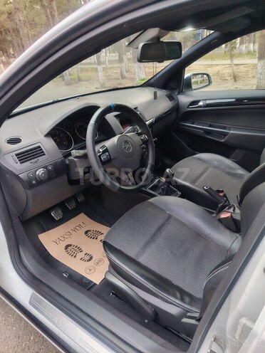 Opel Astra 2009, 258,000 km - 1.4 л - Sumqayıt