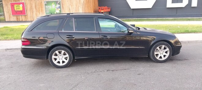 Mercedes E 220 2009, 300,000 km - 2.2 l - Bakı
