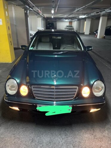 Mercedes E 240 2001, 420,000 km - 2.6 l - Naxçıvan