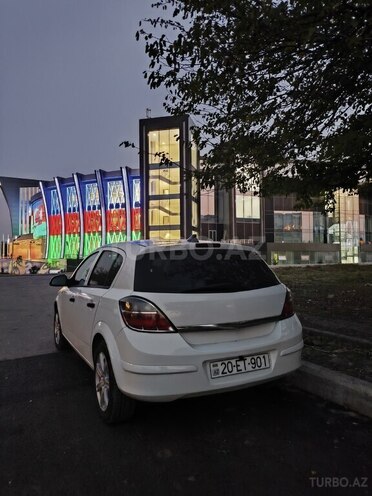 Opel Astra 2009, 267,000 km - 1.4 l - Gəncə