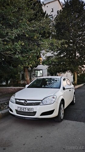 Opel Astra 2009, 267,000 km - 1.4 l - Gəncə