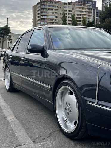 Mercedes E 240 2000, 337,000 km - 2.4 л - Bakı