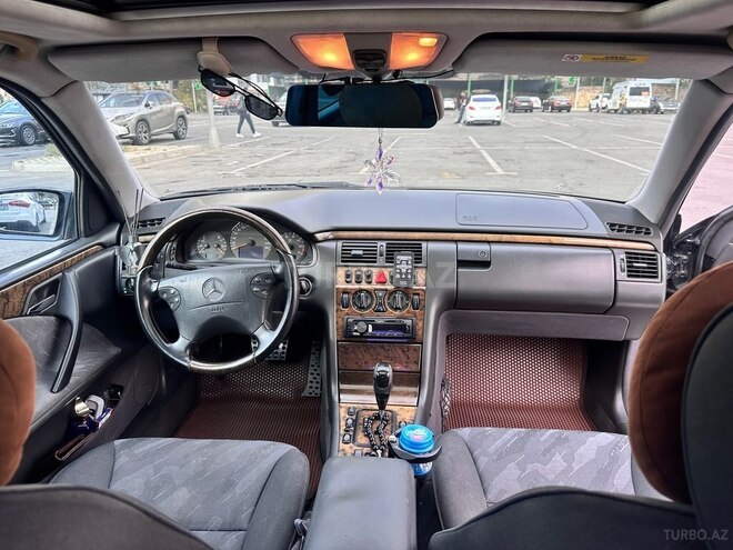 Mercedes E 240 2000, 337,000 km - 2.4 л - Bakı