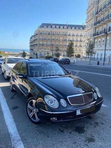 Mercedes E 270 2002, 326,000 km - 2.7 l - Bakı