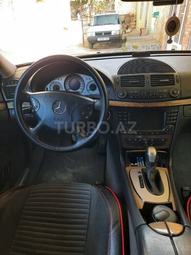 Mercedes E 270 2002, 326,000 km - 2.7 l - Bakı