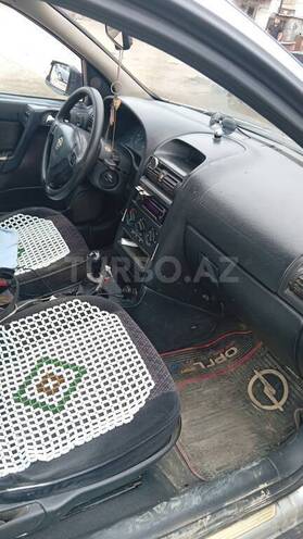 Opel Astra 2000, 200,000 km - 1.6 l - Bakı