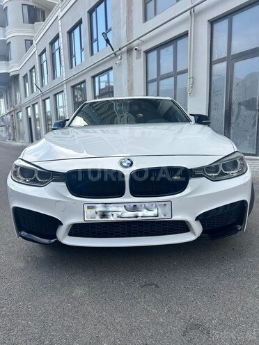 BMW  2015, 180,000 km - 2.0 l - Bakı