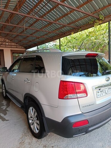 Kia Sorento 2010, 285,000 km - 2.0 л - Bakı