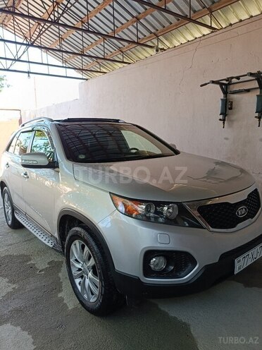 Kia Sorento 2010, 285,000 km - 2.0 л - Bakı